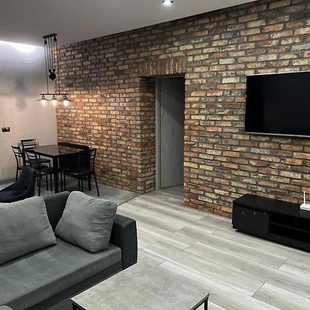 Raciborska Royal Apartment - Miejsce Parkingowe Na Parkingu Strzezonym غليفيتسه المظهر الخارجي الصورة