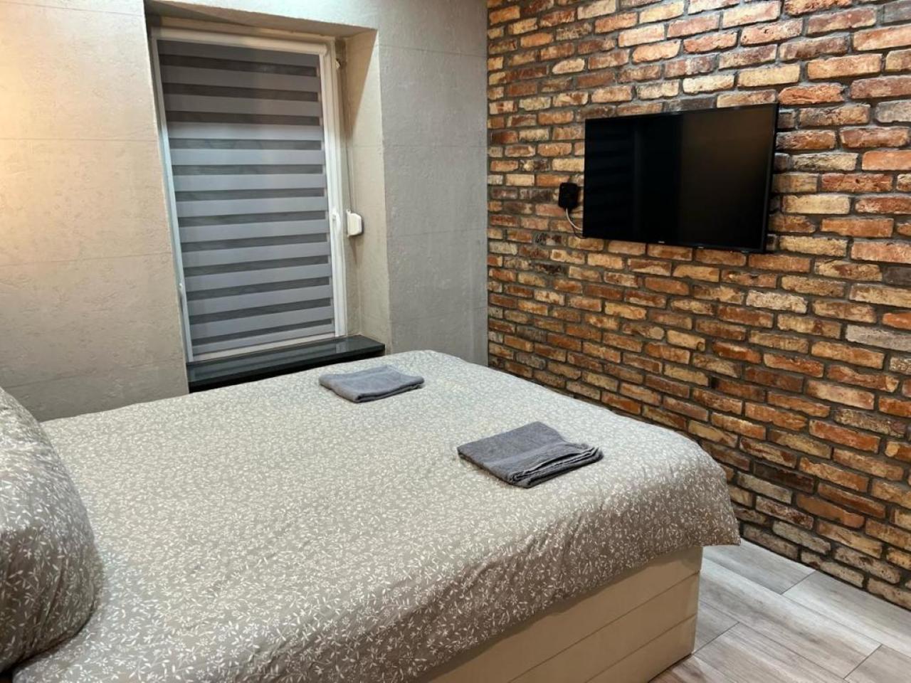 Raciborska Royal Apartment - Miejsce Parkingowe Na Parkingu Strzezonym غليفيتسه المظهر الخارجي الصورة